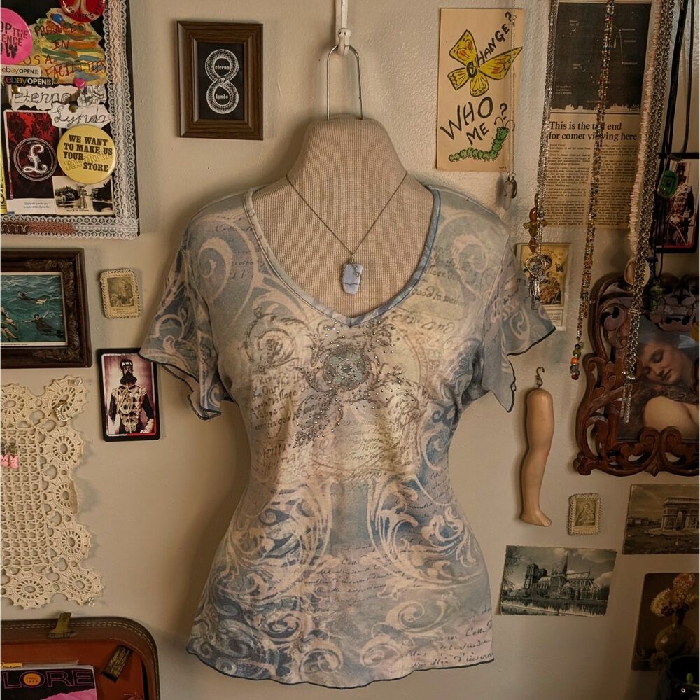 Y2K Grunge V-Neck Graphic T-Shirt Women's XL Light Blue